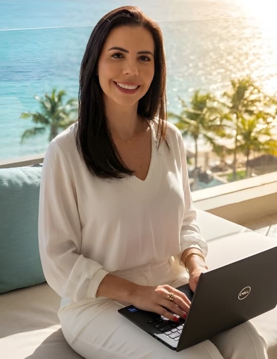 Lizandra Bortoluzzi - Especialista em Finanças Comportamentais